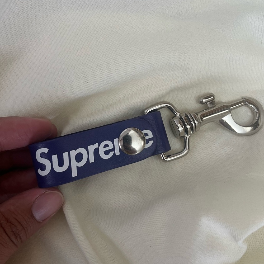 Supreme Blue Key Holder